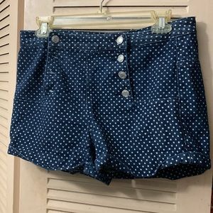 Almost famous short jean